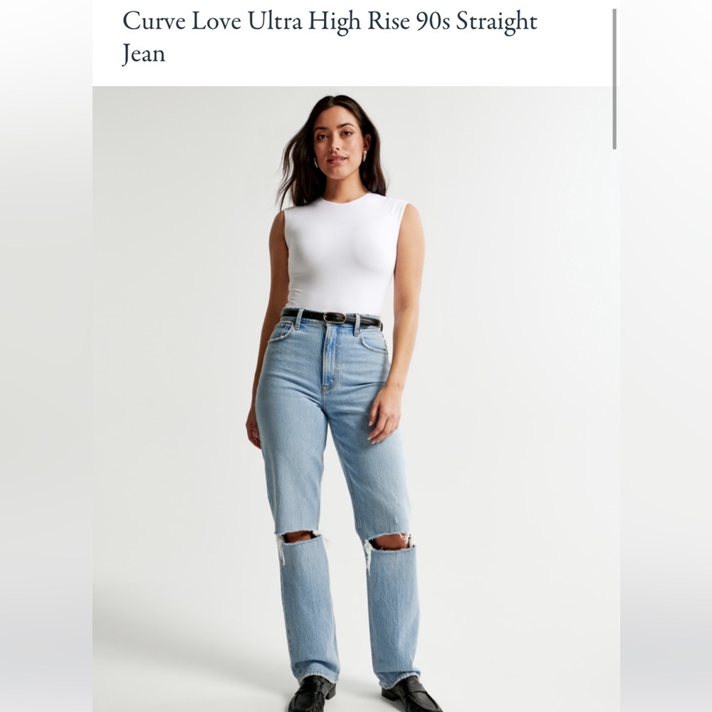 Abercrombie 90s Straight Ultra High Rise